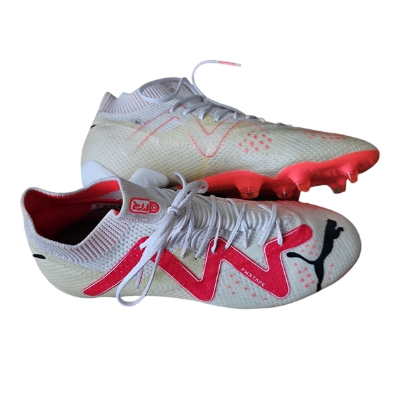 Wmns Future Ultimate FG AG Puma Cleats - Picture 2 of 11